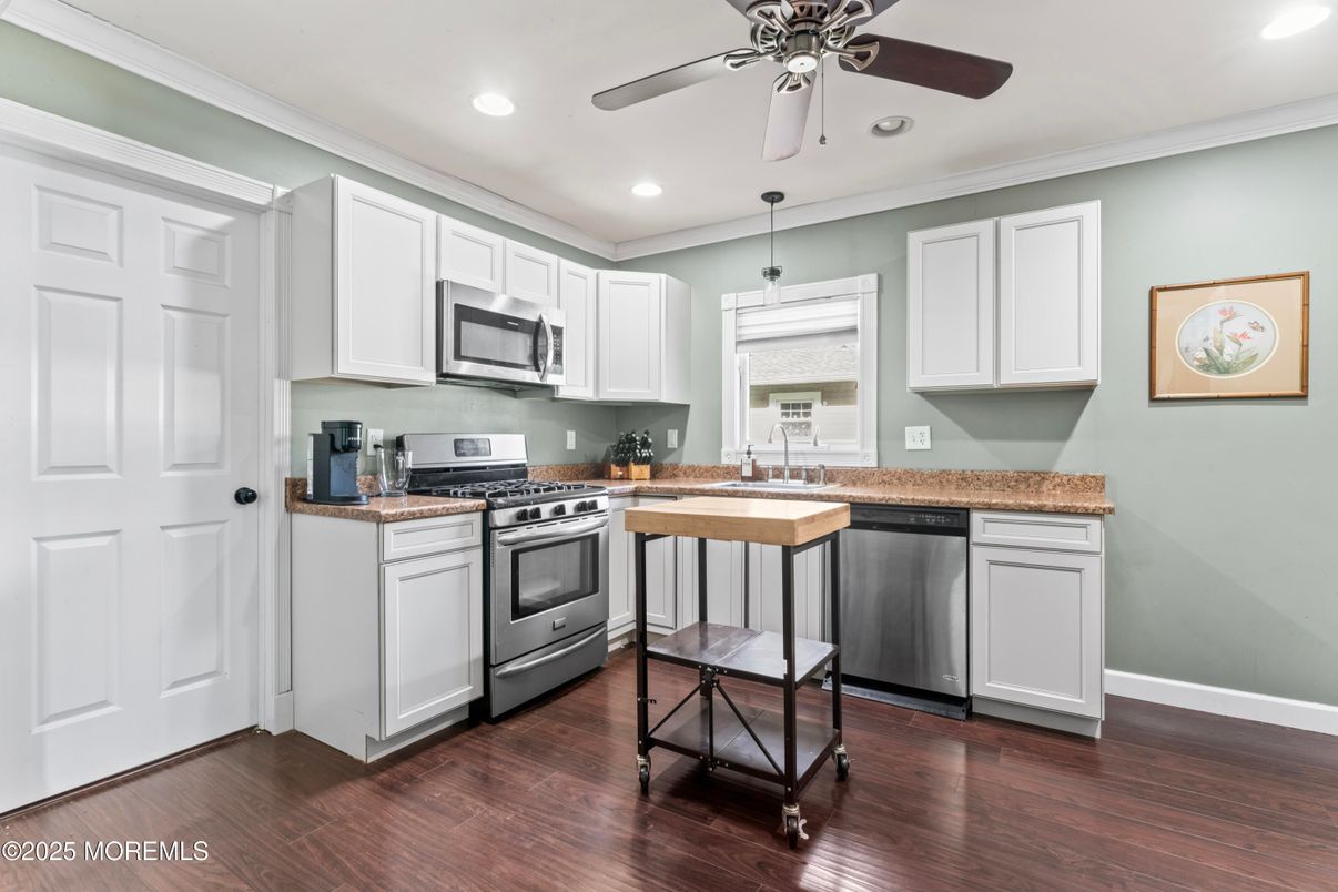 Interior, Kitchen, Pendant Lights, Recessed Lighting, Stainless Steel Appliances, Wood Texture Flooring