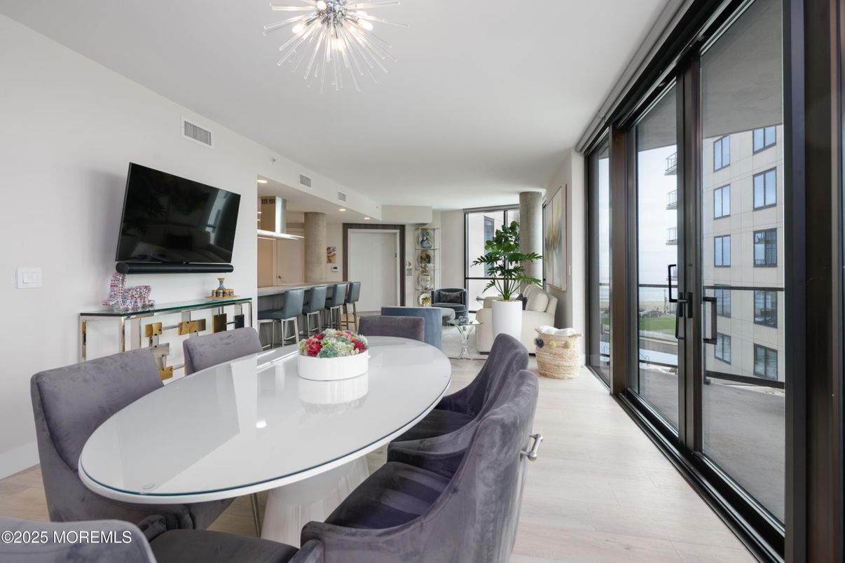 Dining room, Interior, Living room, Recessed Lighting, Wood Texture Flooring