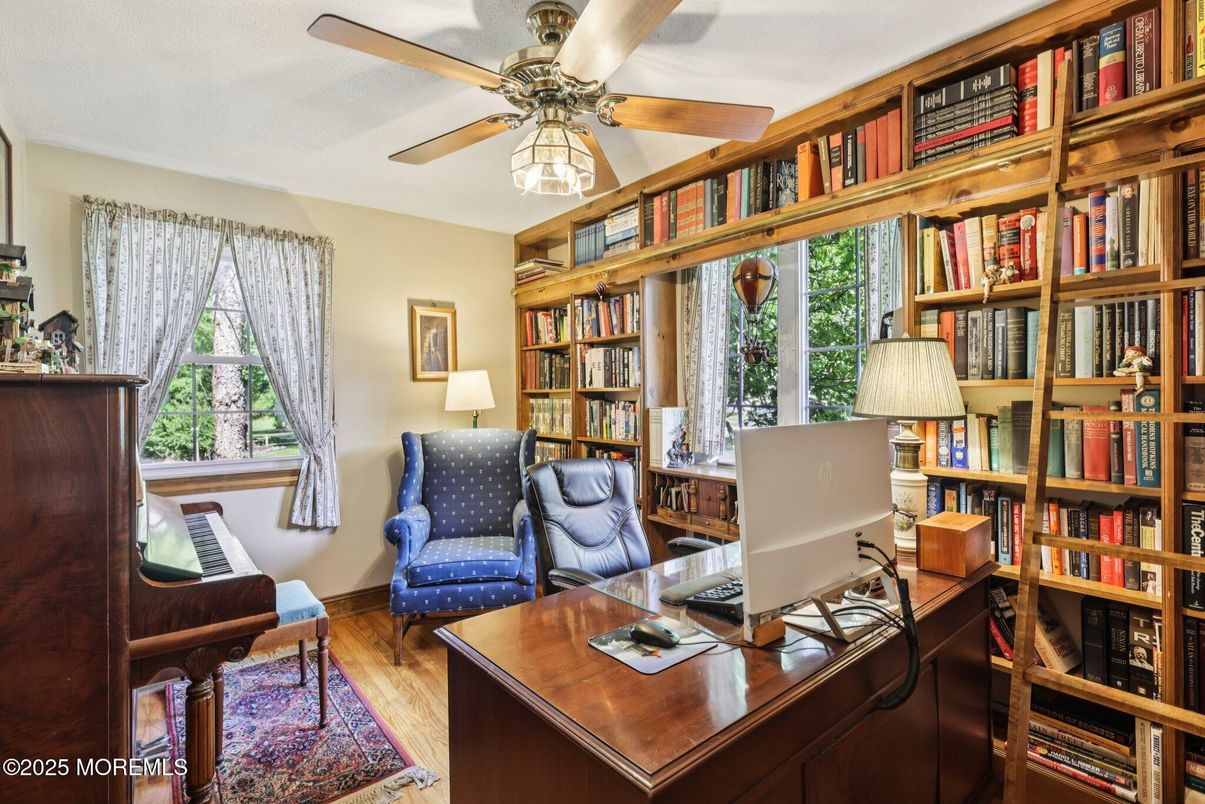 Home Office, Interior, Wood Texture Flooring