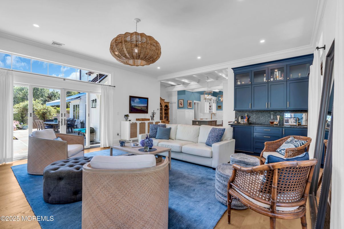 Interior, Living room, Pendant Lights, Recessed Lighting, Wood Texture Flooring