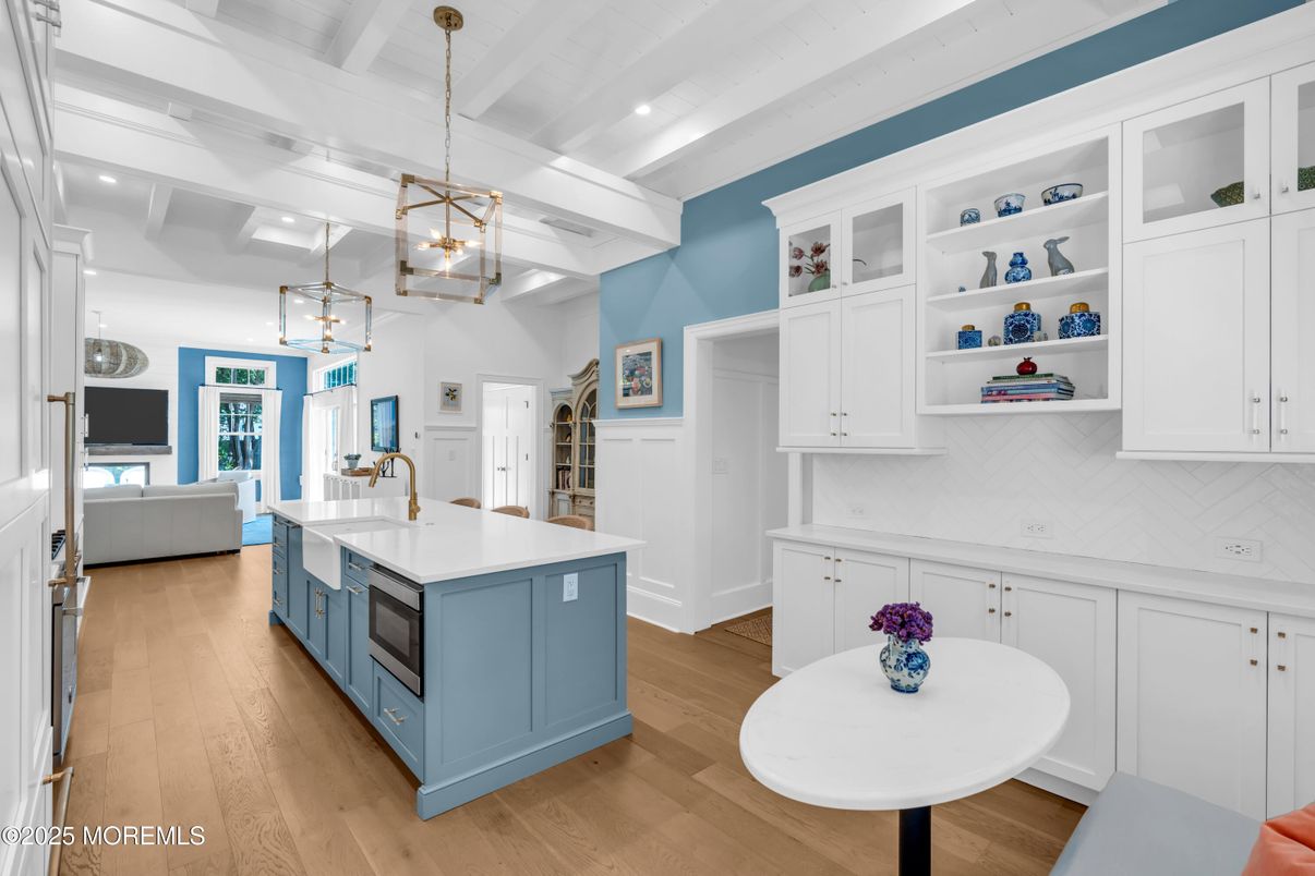 Interior, Kitchen, Pendant Lights, Recessed Lighting, Wood Texture Flooring