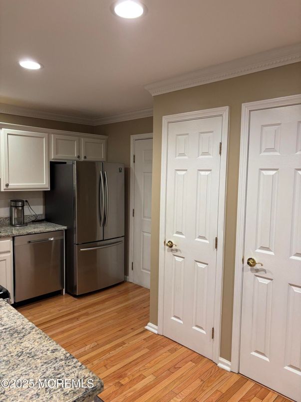Interior, Kitchen, Recessed Lighting, Wood Texture Flooring