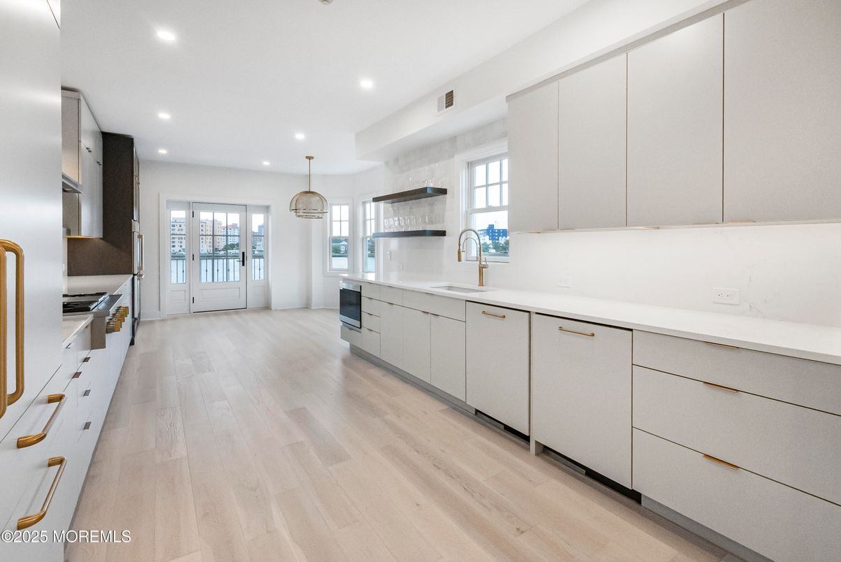 Interior, Kitchen, Pendant Lights, Recessed Lighting, Wood Texture Flooring