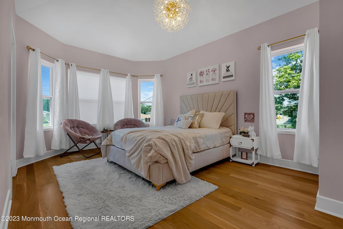 Bedroom, Chandelier, Interior, Wood Texture Flooring