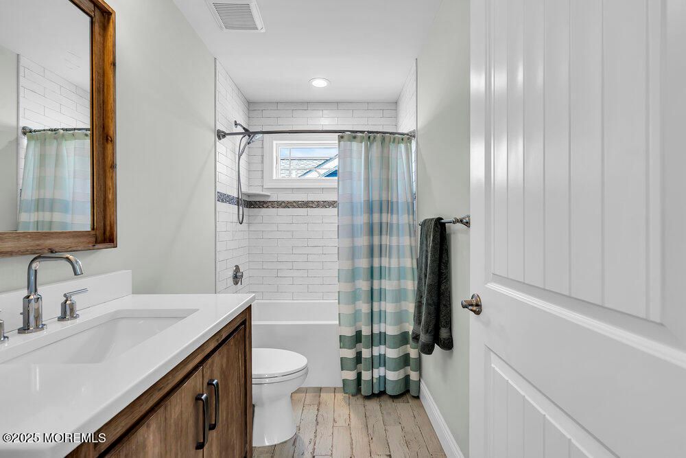 Bathroom, Interior, Recessed Lighting, Wood Texture Flooring