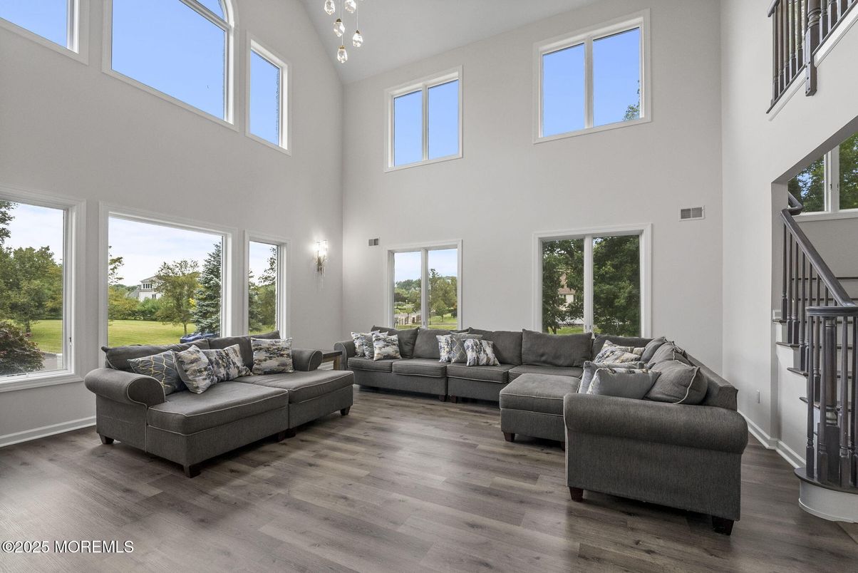 Interior, Living room, Pendant Lights, Wood Texture Flooring