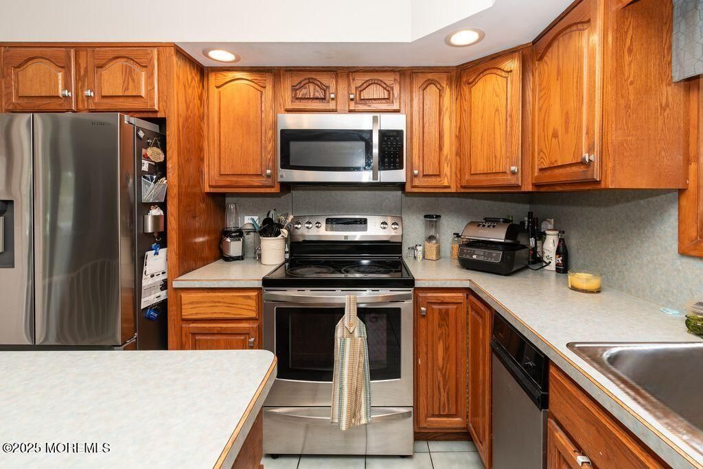 Interior, Kitchen, Recessed Lighting, Stainless Steel Appliances