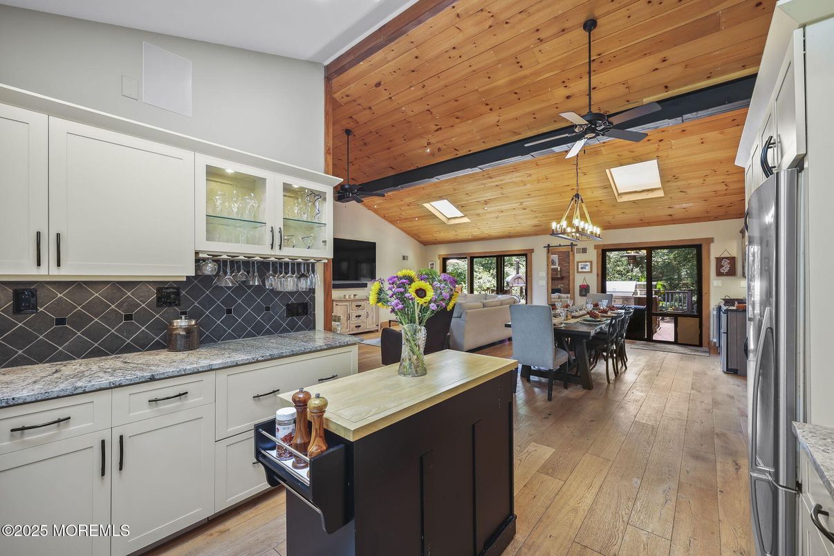 Chandelier, Dining room, Interior, Kitchen, Pendant Lights, Recessed Lighting, Wooden Ceilings, Wood Texture Flooring