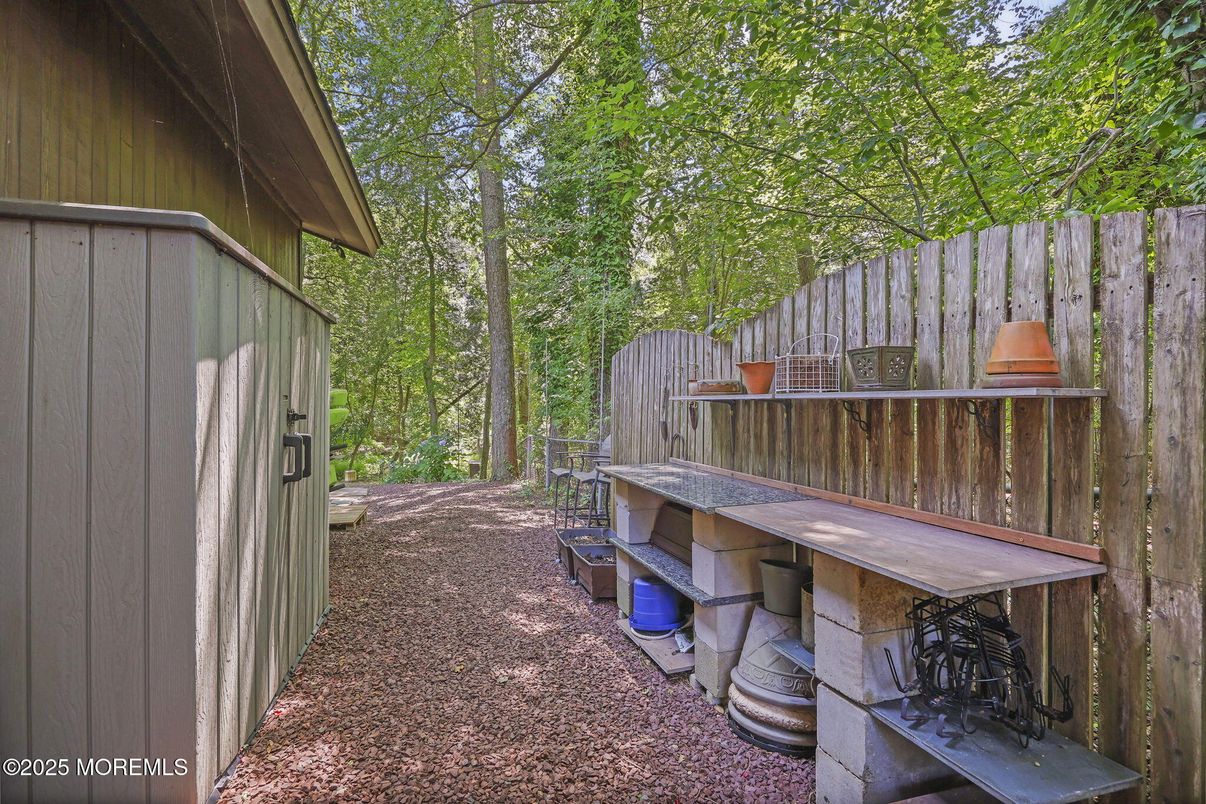 Backyard, Exterior