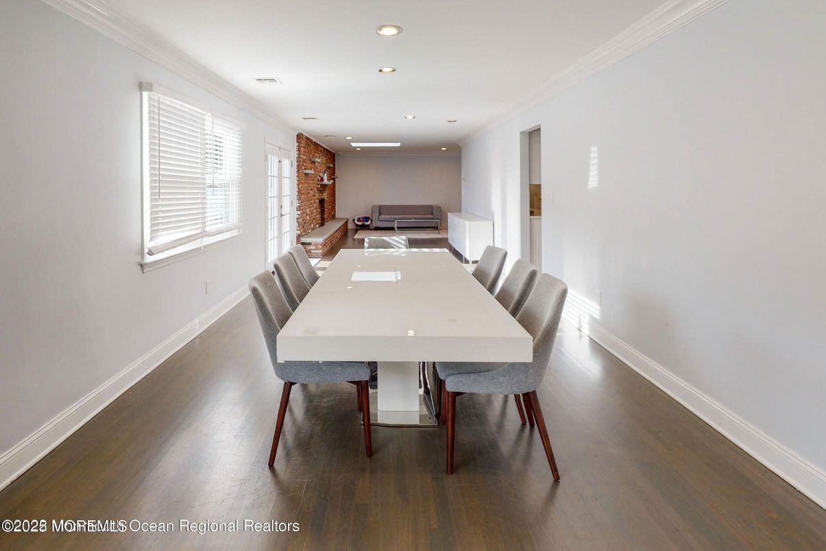 Dining room, Interior, Recessed Lighting, Wood Texture Flooring