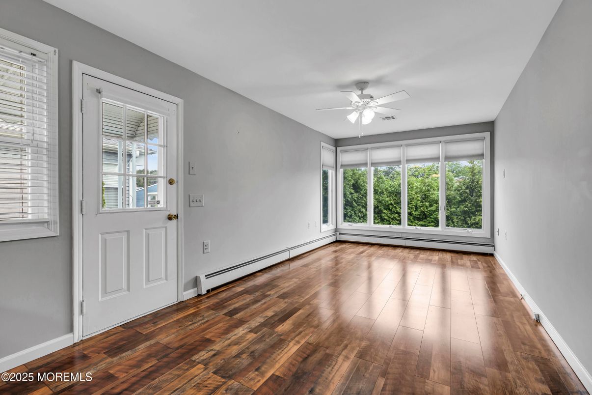 Empty room, Interior, Wood Texture Flooring