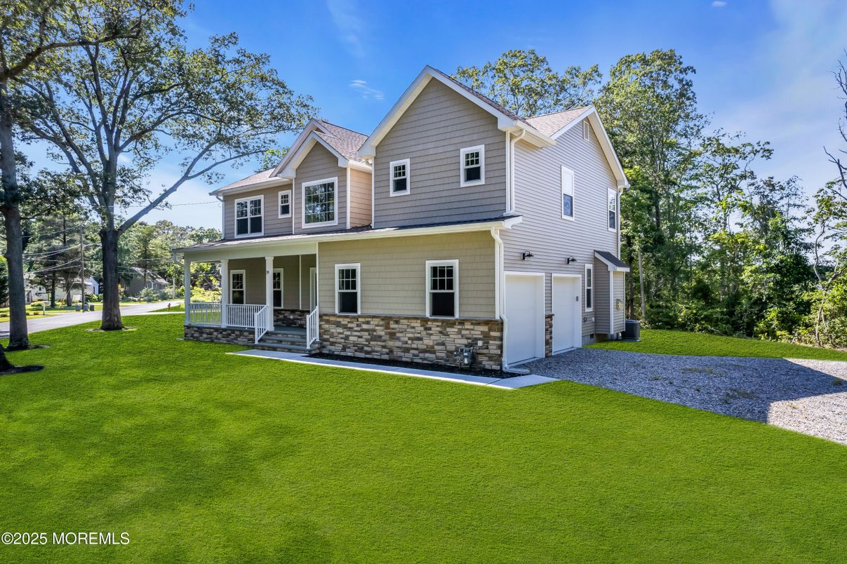 Backyard, Exterior, Facade, Farmhouse