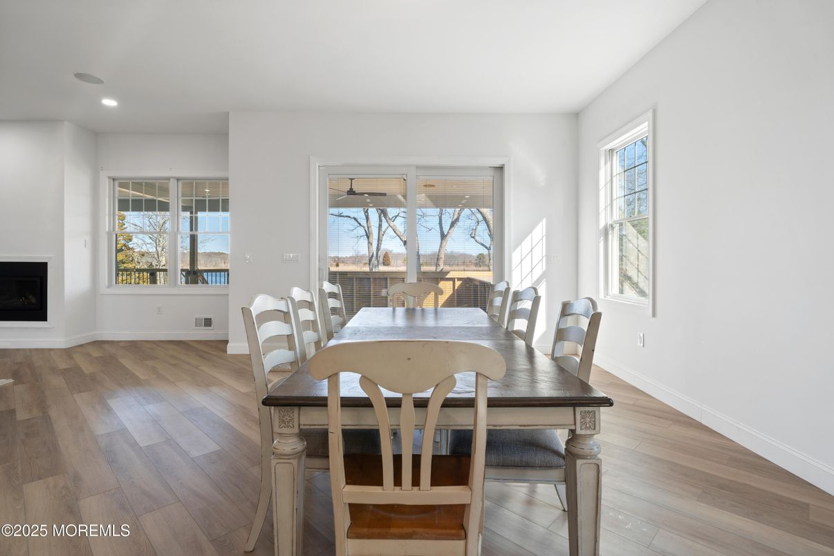 Dining room, Fireplace, Interior, Recessed Lighting, Wood Texture Flooring