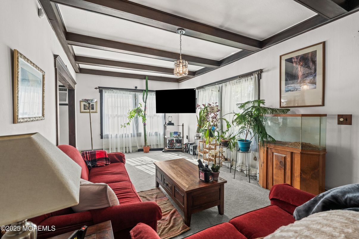 Interior, Living room, Pendant Lights
