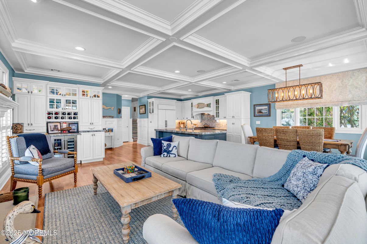 Dining room, Interior, Kitchen, Living room, Pendant Lights, Recessed Lighting, Wood Texture Flooring