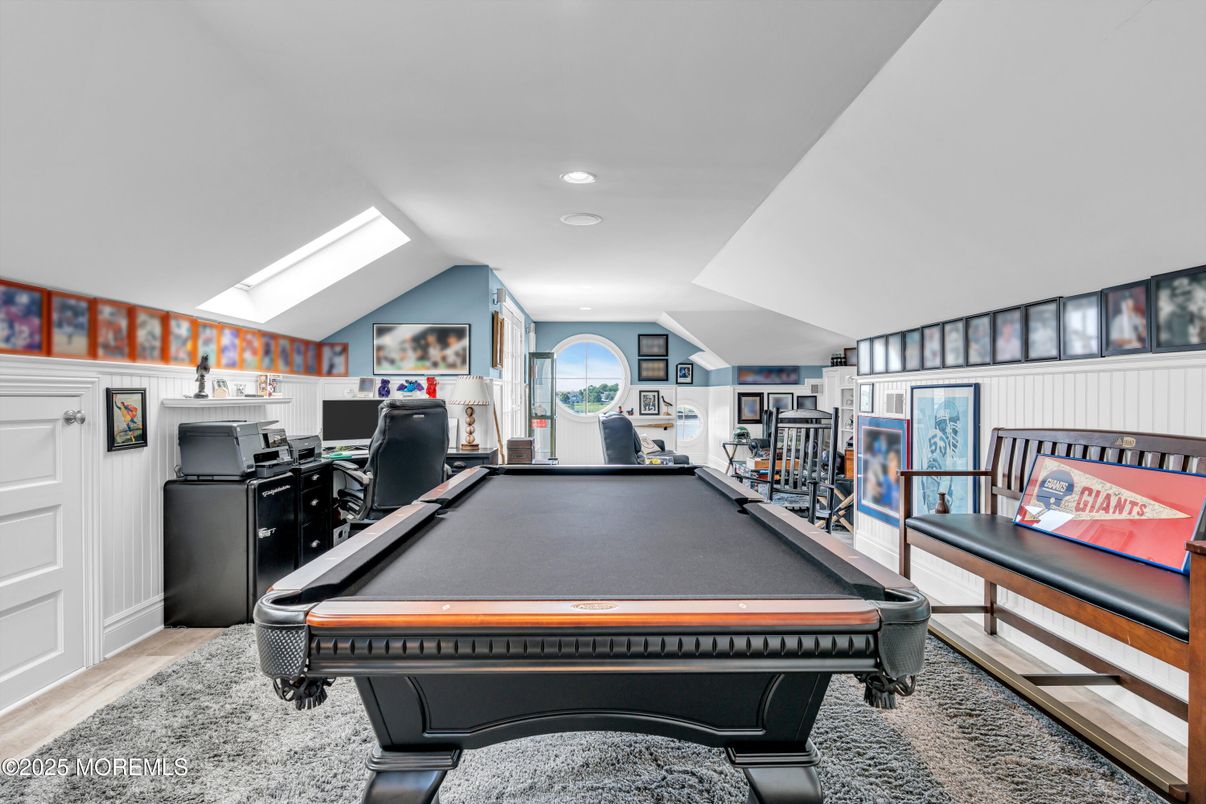 Billiard Table, Game Room, Interior, Recessed Lighting
