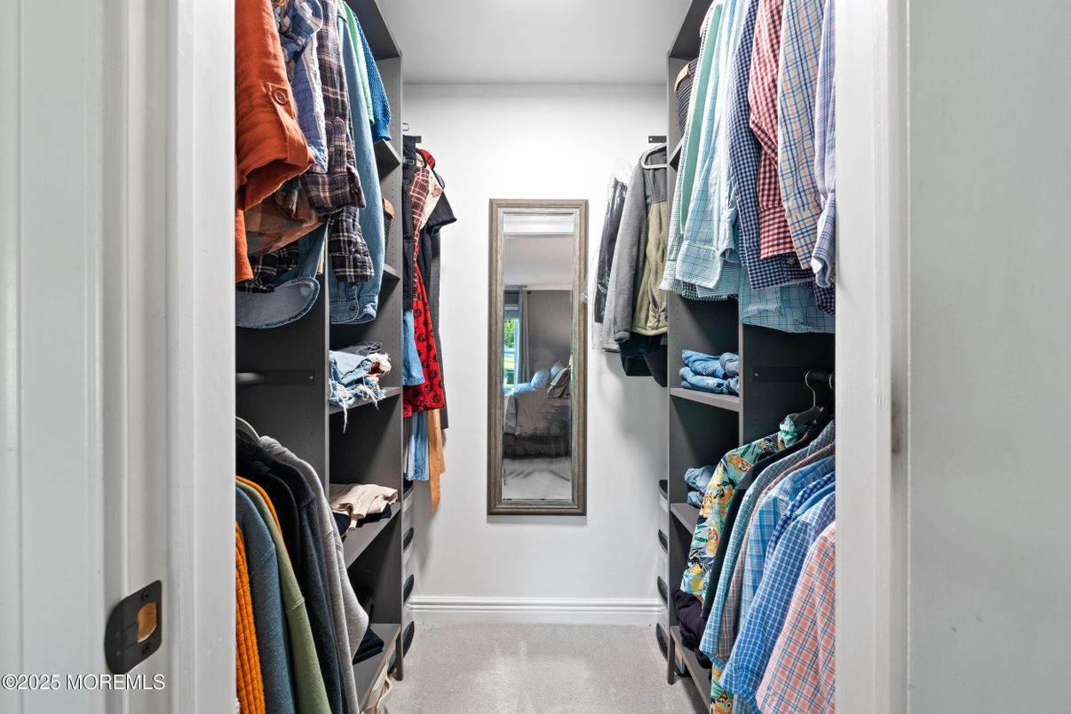 Interior, Walk-in Closets