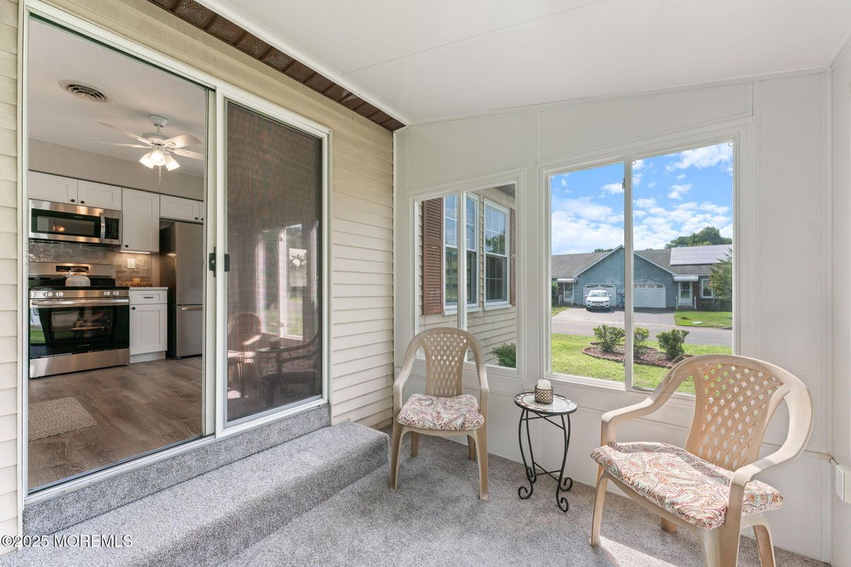 Interior, Stainless Steel Appliances, Sun Room, Wood Texture Flooring