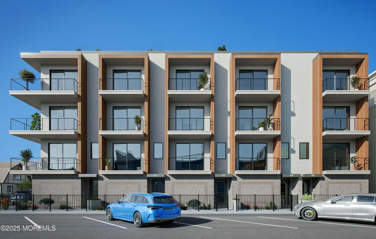 Exterior, Facade, Rowhouse