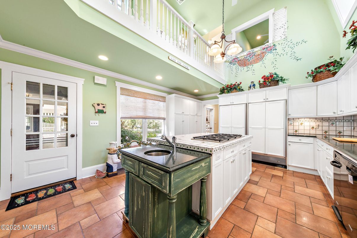 Interior, Kitchen, Recessed Lighting