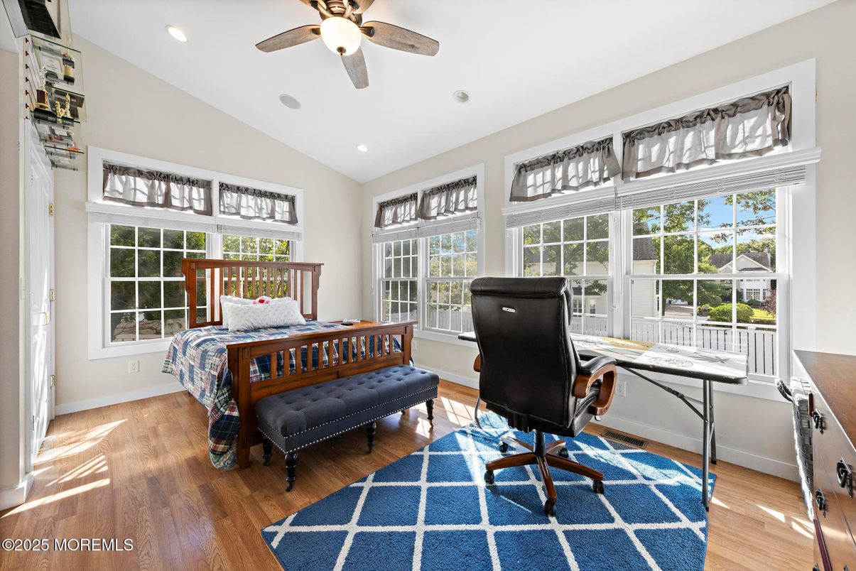 Bedroom, Home Office, Interior, Recessed Lighting, Wood Texture Flooring