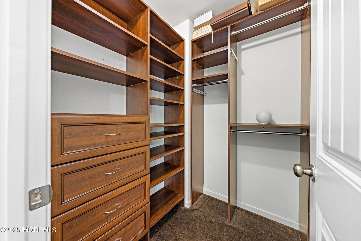 Interior, Walk-in Closets