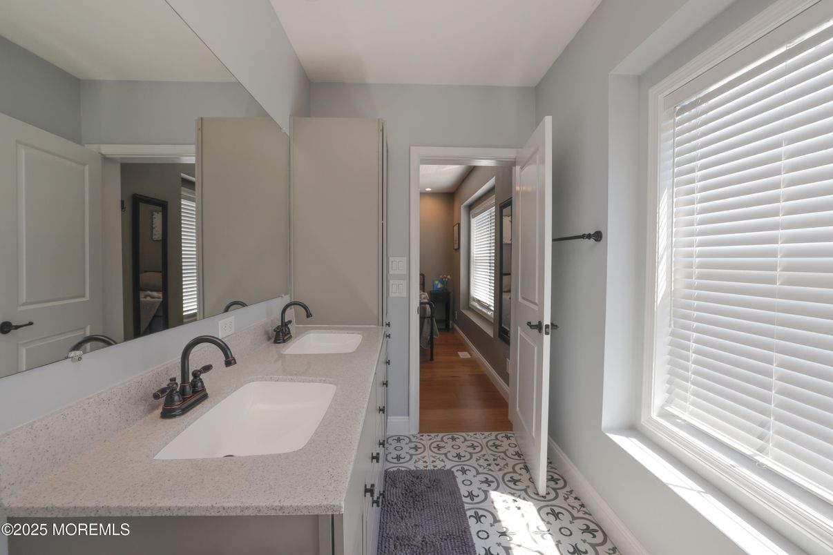 Bathroom, Dual Sink Vanities, Interior, Wood Texture Flooring