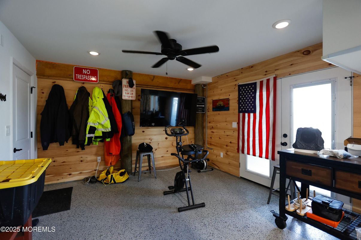 Interior, Recessed Lighting, Wooden Walls