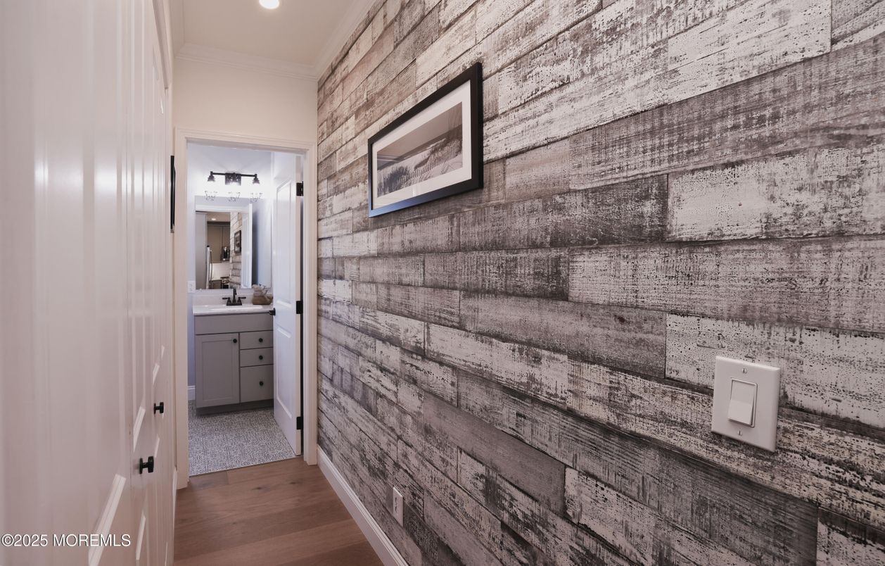 Bathroom, Interior, Recessed Lighting, Wood Texture Flooring