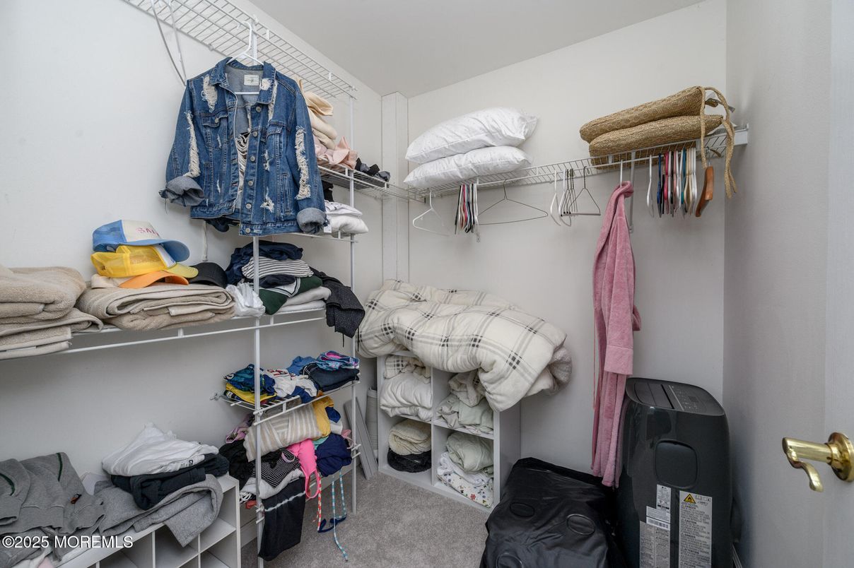 Interior, Walk-in Closets