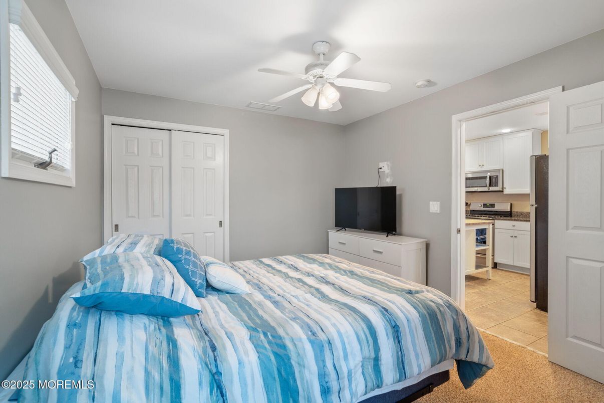 Bedroom, Interior, Kitchen