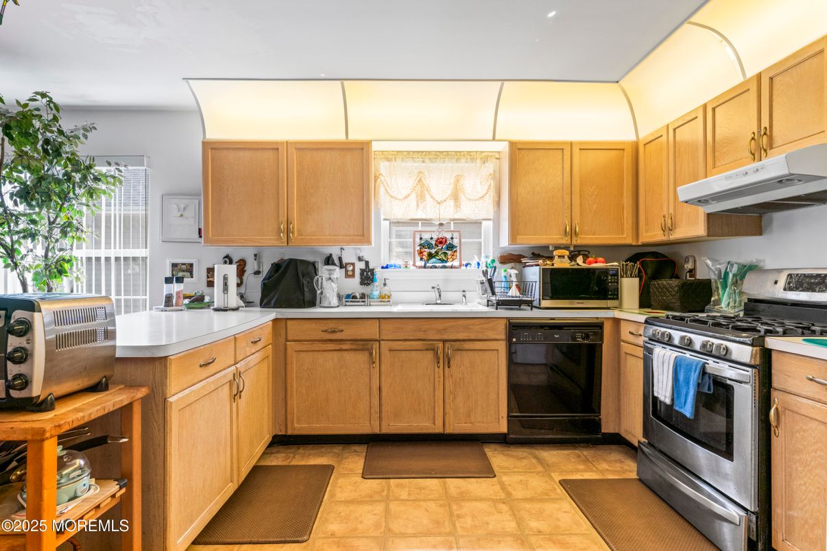 Interior, Kitchen