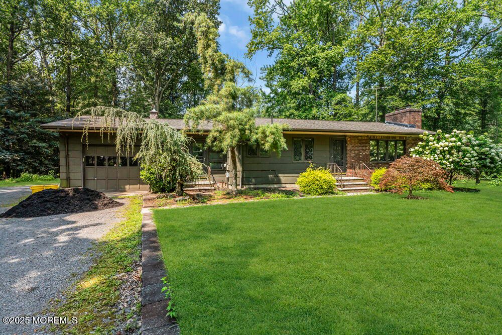 Attached, Backyard, Exterior, Facade, Brick Facade, Ranch