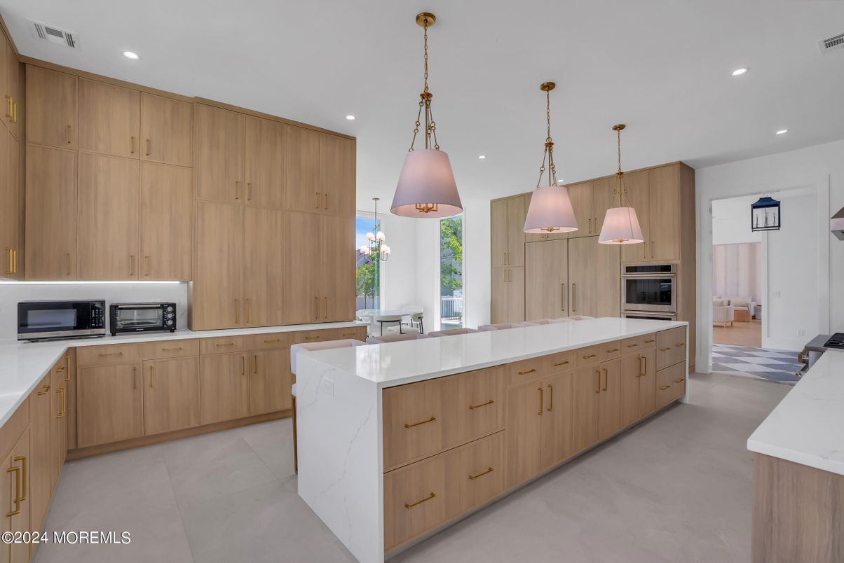 Interior, Kitchen, Pendant Lights, Recessed Lighting, Stainless Steel Appliances