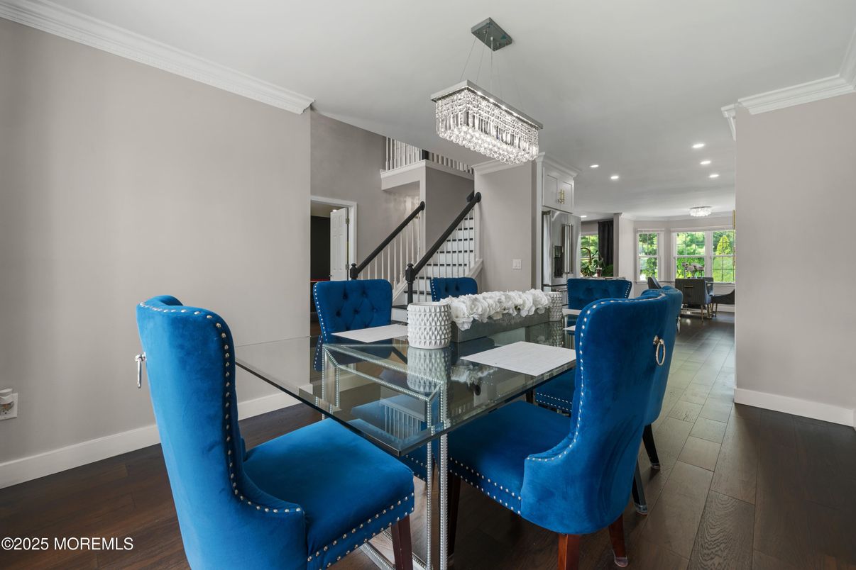 Chandelier, Dining room, Interior, Recessed Lighting, Wood Texture Flooring