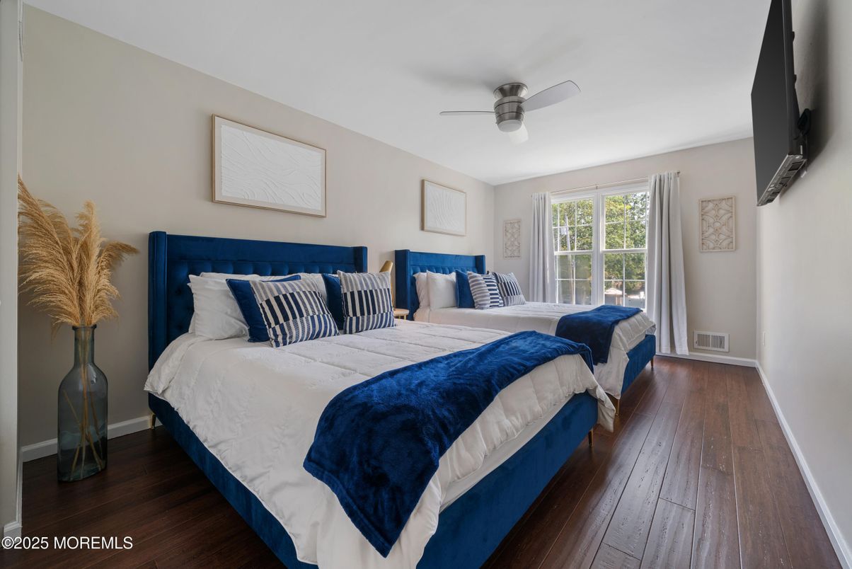 Bedroom, Interior, Wood Texture Flooring