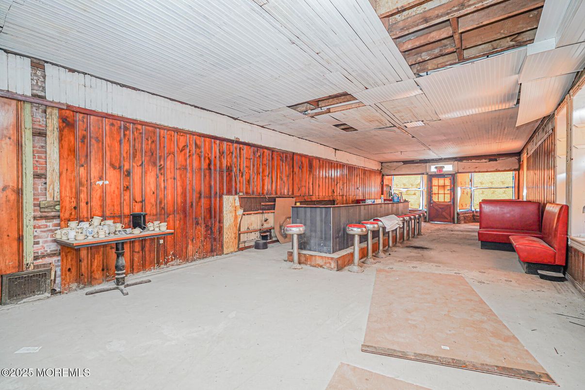 Interior, Wooden Walls