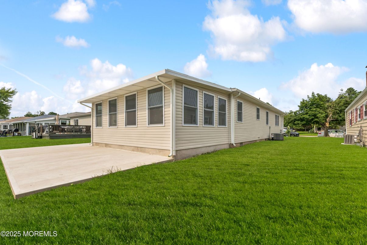 Backyard, Exterior
