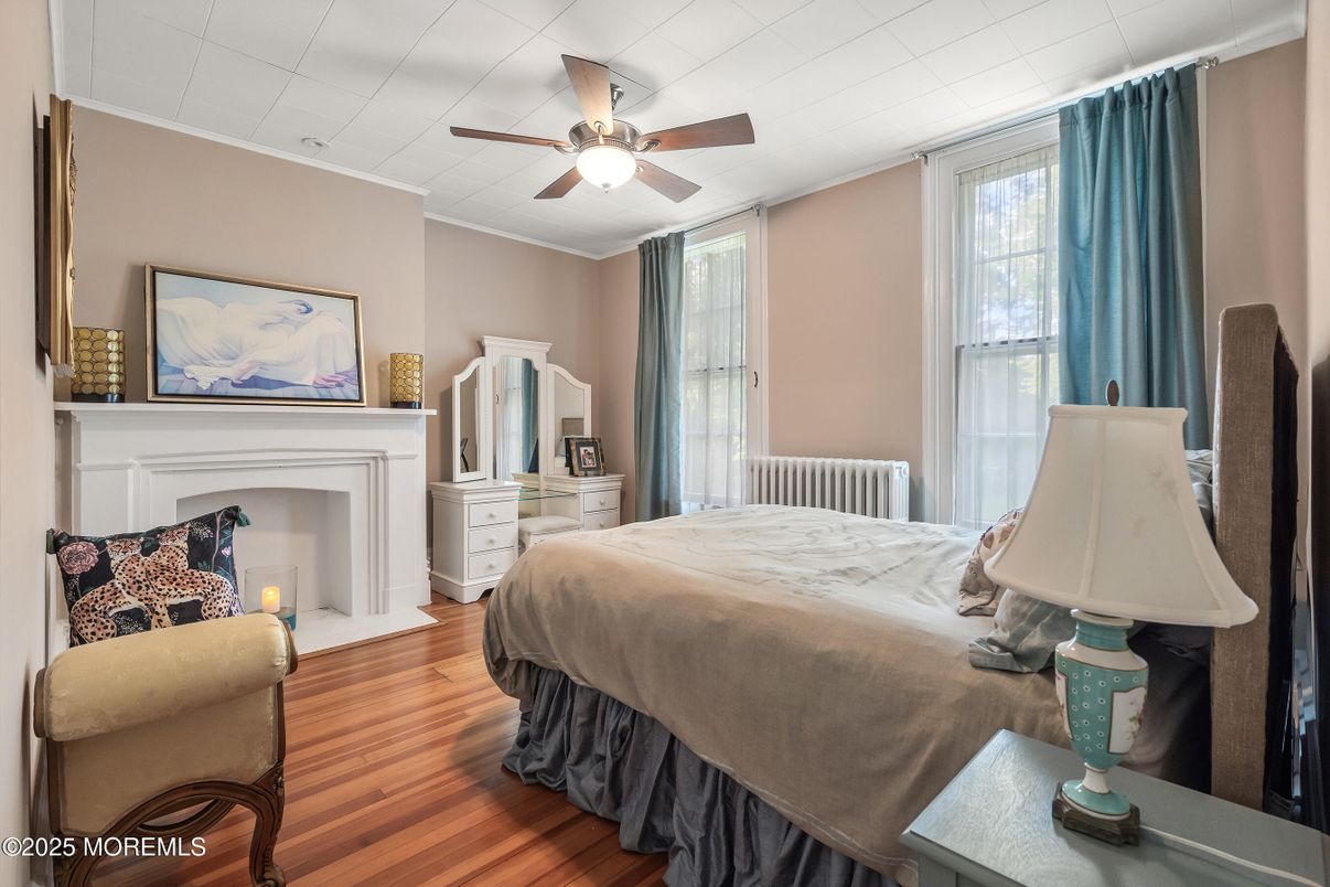 Bedroom, Fireplace, Interior, Wood Texture Flooring