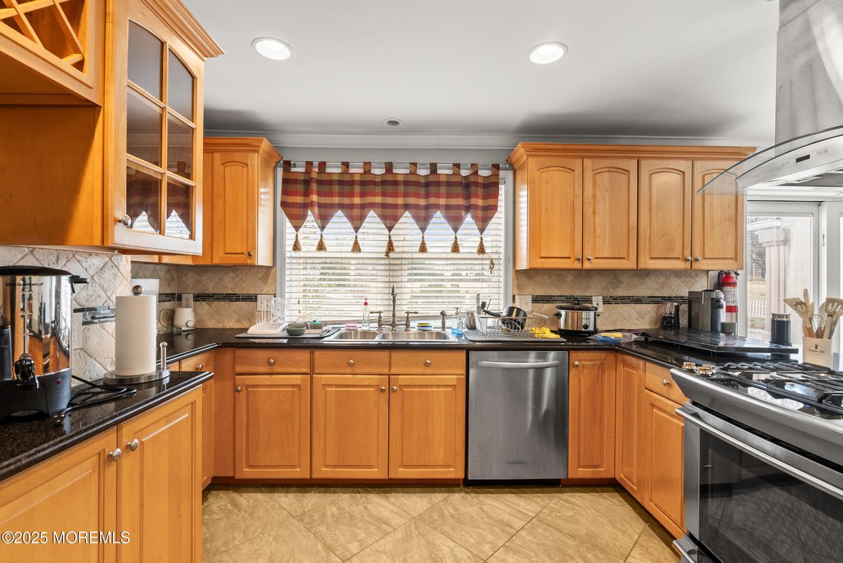 Interior, Kitchen, Recessed Lighting