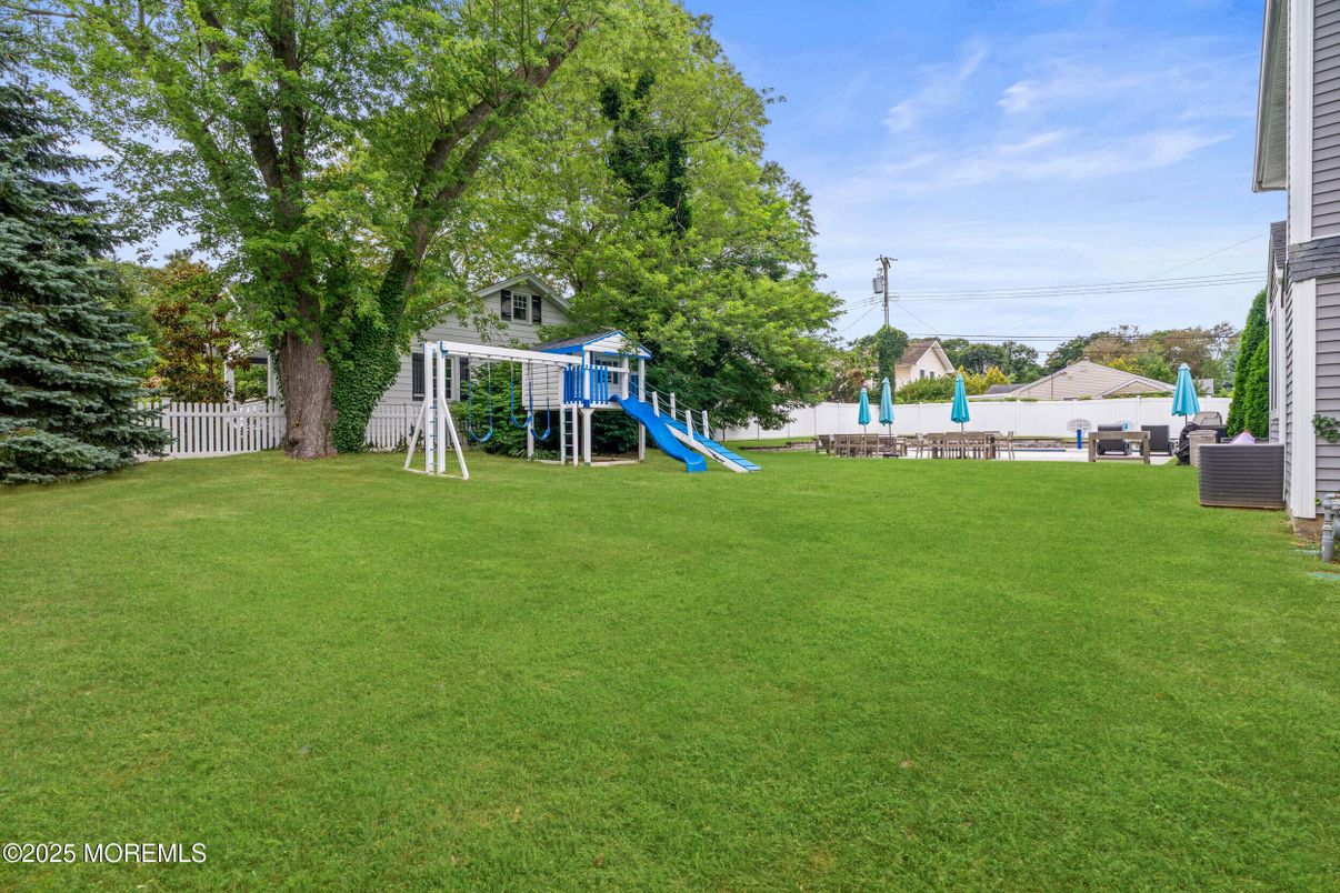 Backyard, Exterior, Playground