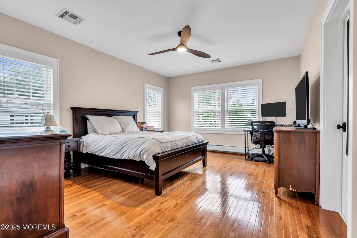 Bedroom, Home Office, Interior, Wood Texture Flooring