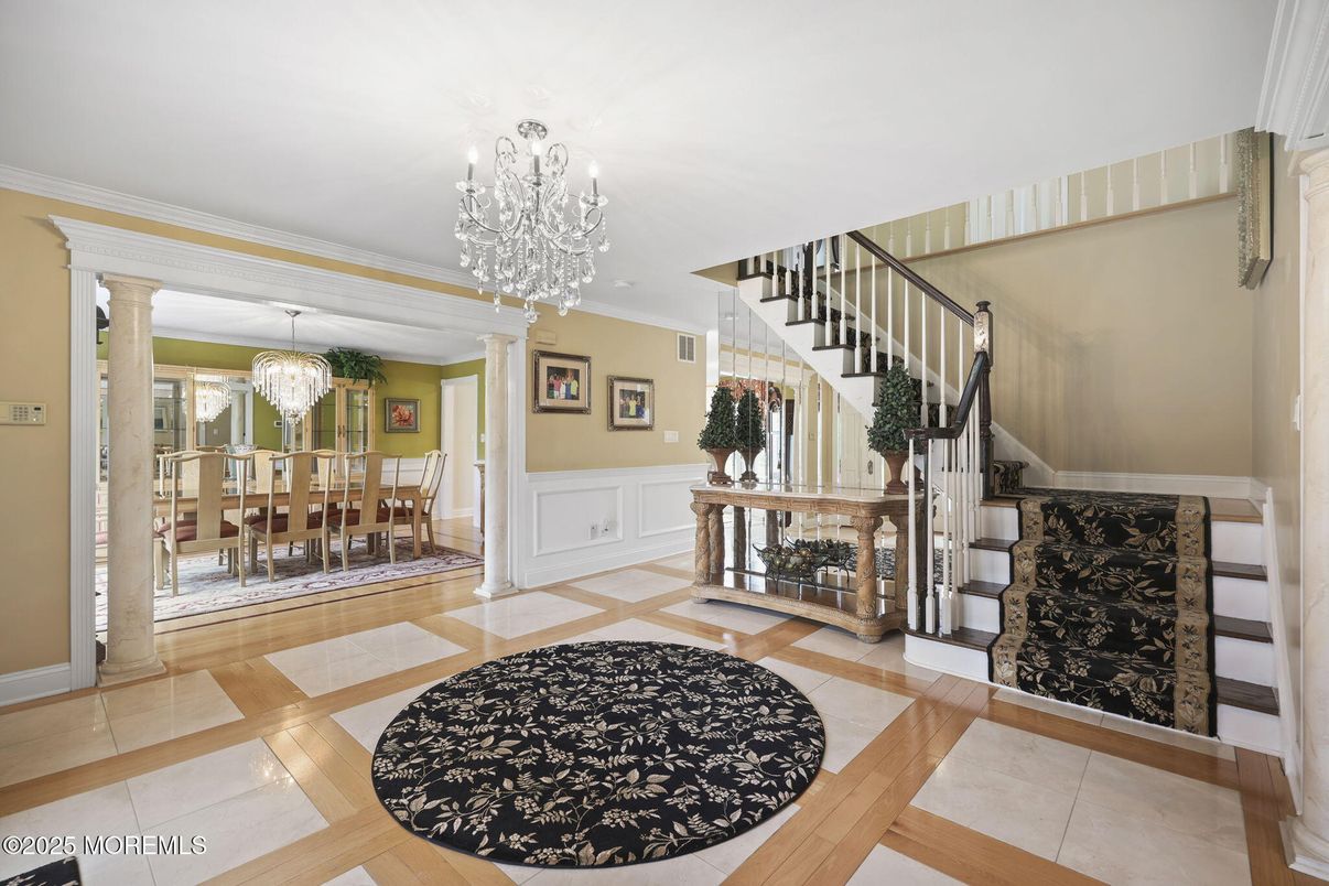 Chandelier, Dining room, Interior