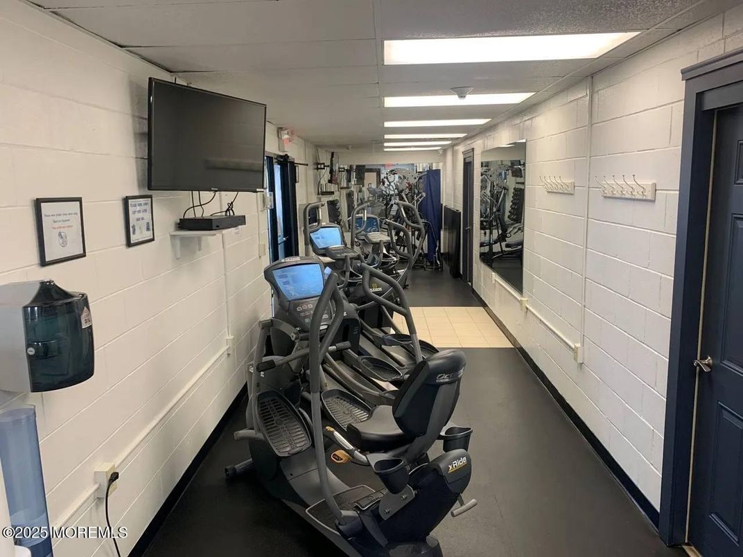 Fitness Equipment, Gym, Interior, Recessed Lighting