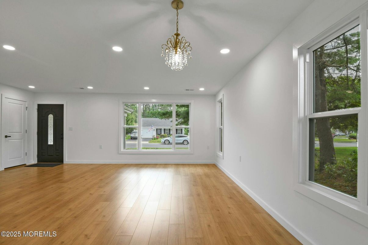 Chandelier, Empty room, Interior, Recessed Lighting, Wood Texture Flooring