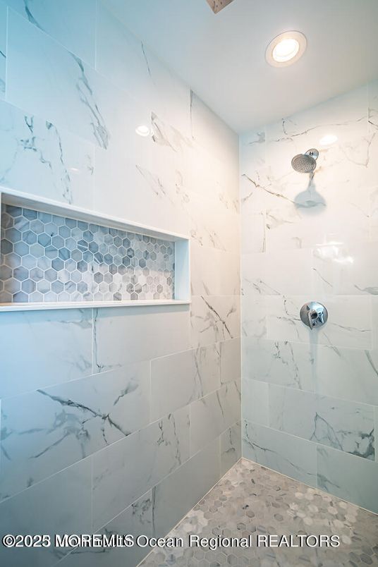 Bathroom, Interior, Marble Walls, Recessed Lighting