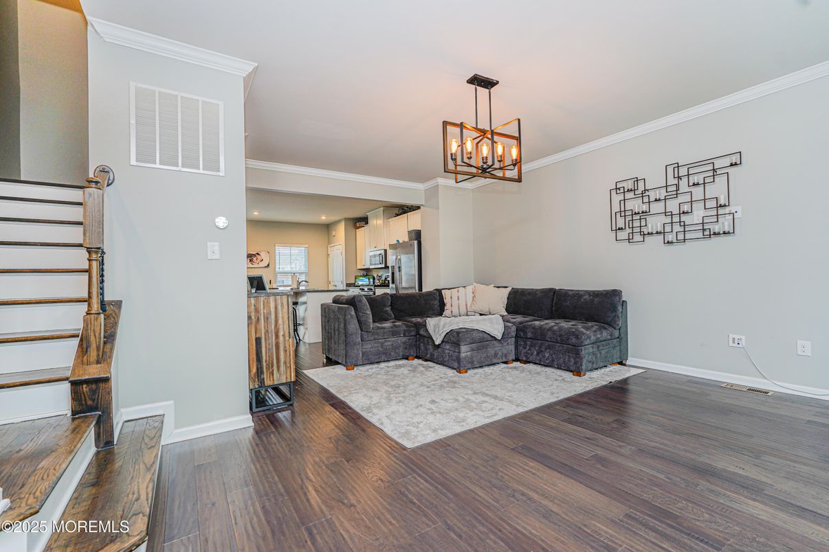 Chandelier, Interior, Living room, Pendant Lights, Recessed Lighting, Wood Texture Flooring