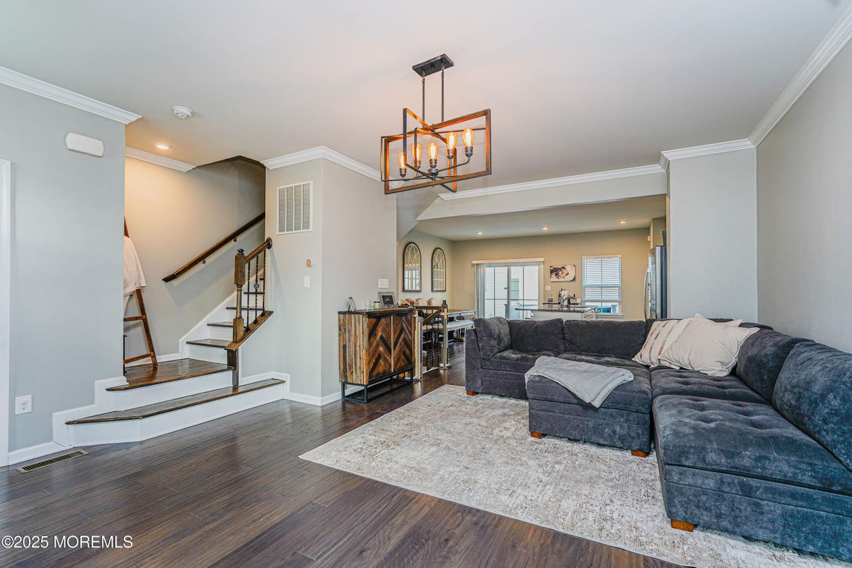 Interior, Living room, Pendant Lights, Recessed Lighting, Wood Texture Flooring