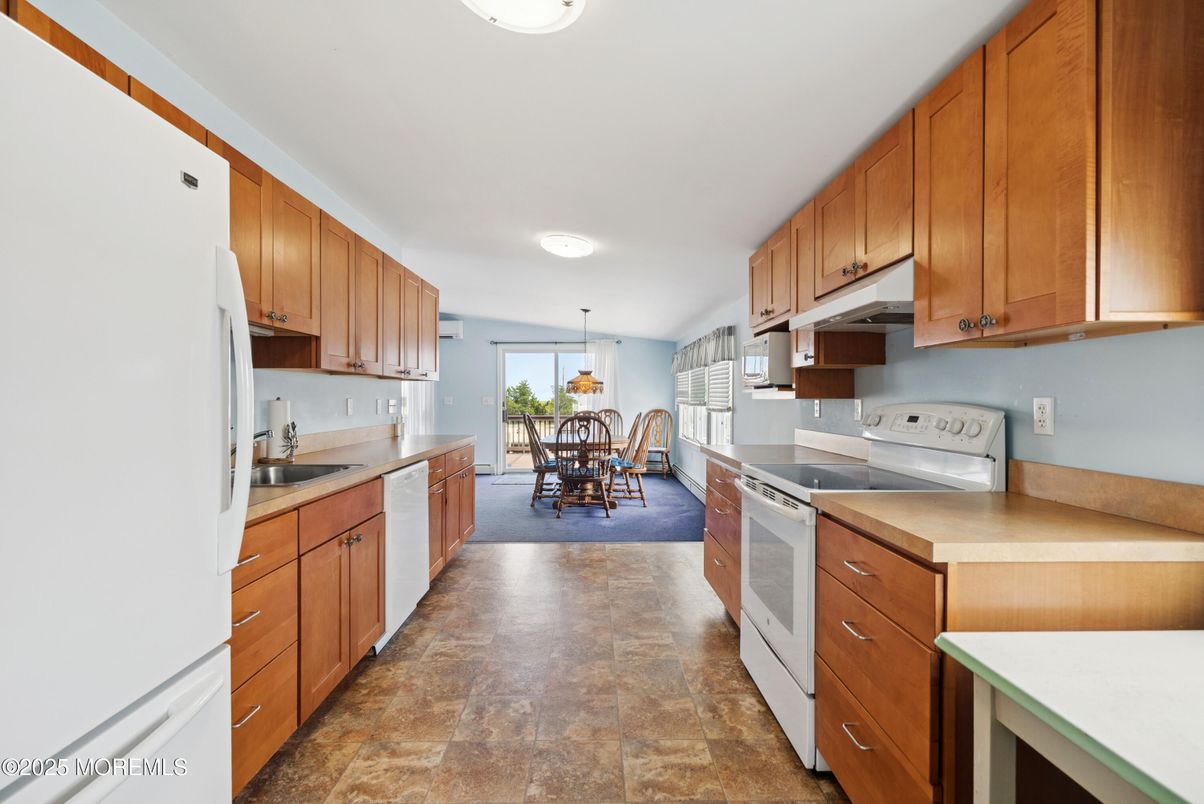 Dining room, Interior, Kitchen, Pendant Lights