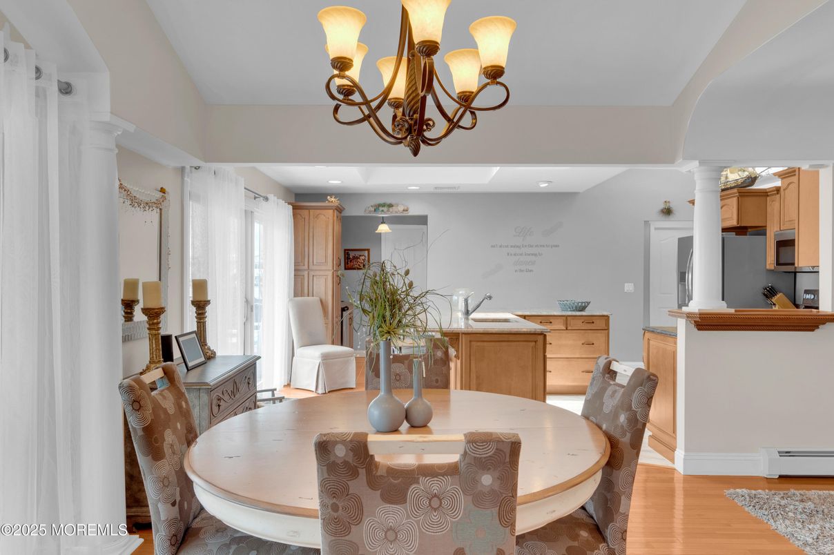 Chandelier, Dining room, Interior, Recessed Lighting, Wood Texture Flooring